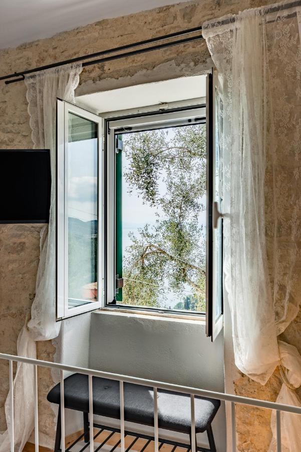 The Greystone Seaview House By Konnect Villa Nisaki  Exteriör bild