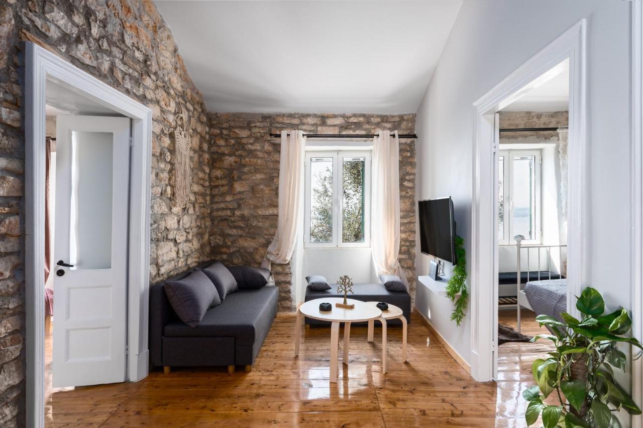 The Greystone Seaview House By Konnect Villa Nisaki  Exteriör bild